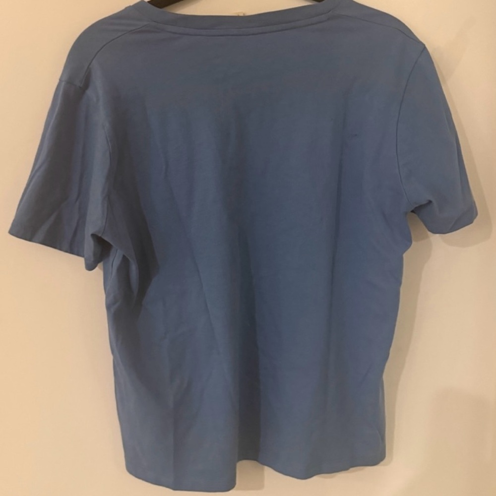 Sezane Blue Tee with Coral Graphic "Ciao Bella" - Picture 4 of 6